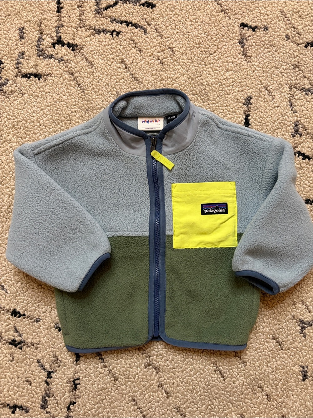 Patagonia Kids  Fleece Jacket 12/18 m NWOT